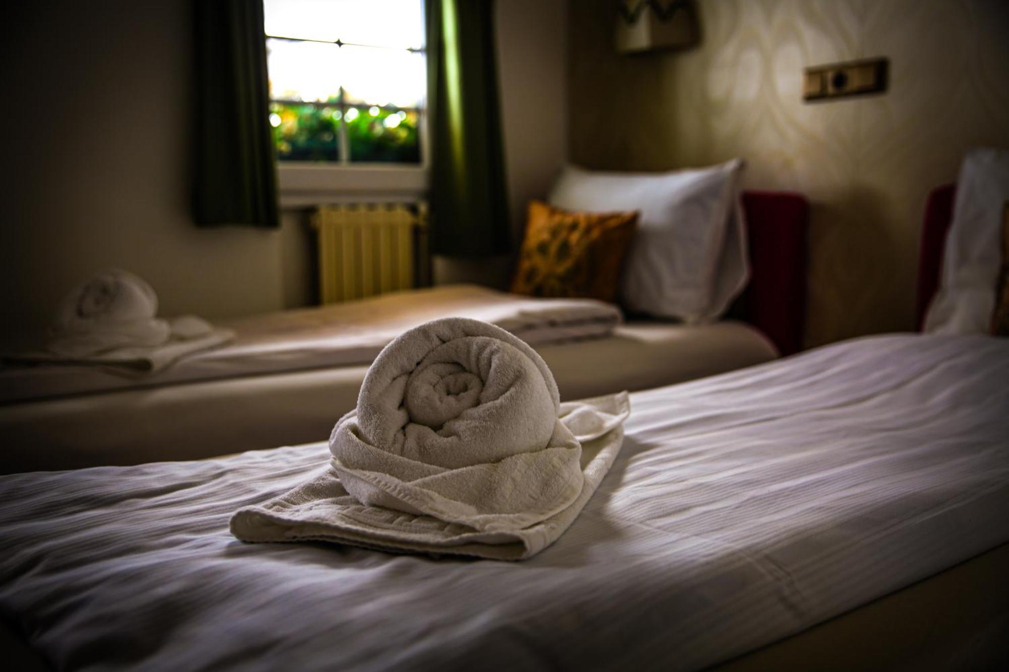 סראייבו Guesthouse Nia Deluxe מראה חיצוני תמונה